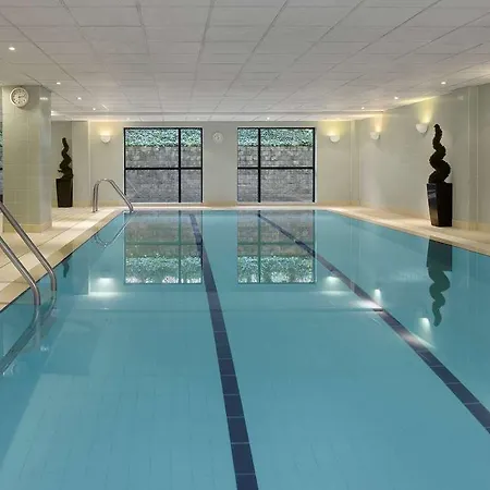 Hotel Radisson Blu Manchester. Airport 4*