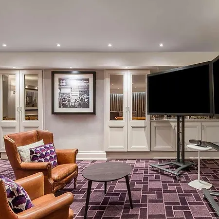Radisson Blu Manchester. Airport Hotel