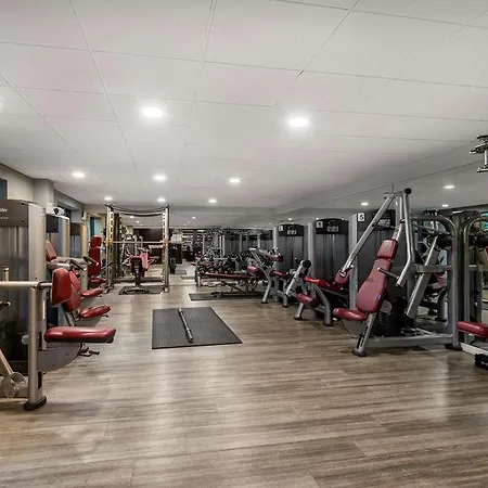 Radisson Blu Manchester. Airport 4*