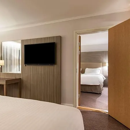 Hotel Radisson Blu Manchester. Airport Manchester