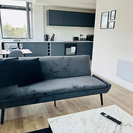 Stunning One Bedroom In Old Trafford Apartment Manchester
