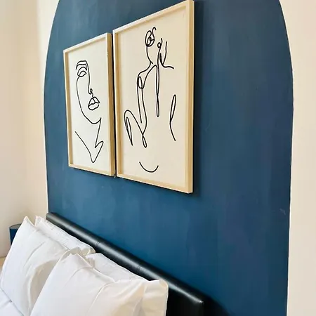 Apartment Bright And Spacious 2 Bed Apt - Sleeps Up To 6 *