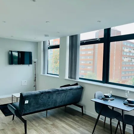 Stunning One Bedroom In Old Trafford Apartment Manchester