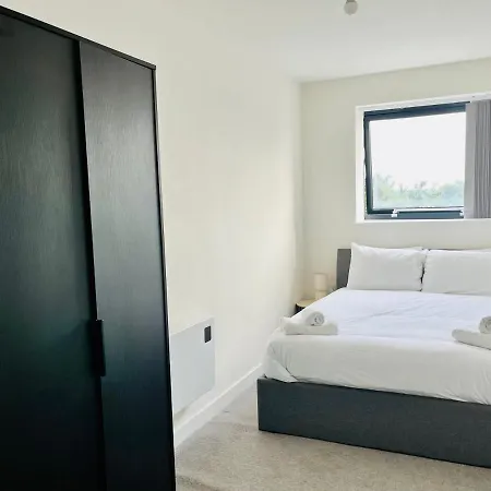 Stunning One Bedroom In Old Trafford Манчестер