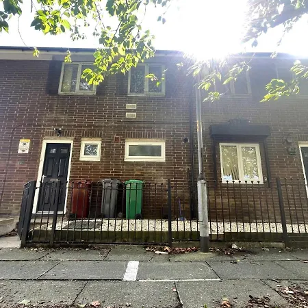 Bright, Warm & Cozy House In Harpurhey Apartamento