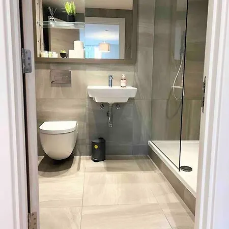 Luxury 2 King Bedroom City Centre