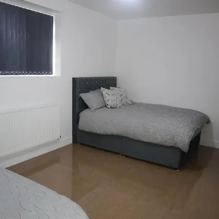 Park View Apartment *