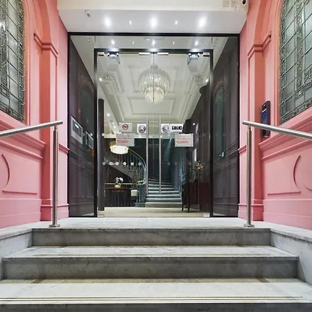 M1 Centre 3 Bed 3 Bath Luxe Penthouse Apartment Manchester