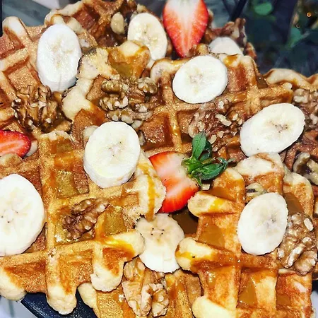 Royal At Coop Live Etihad, Sports 3*