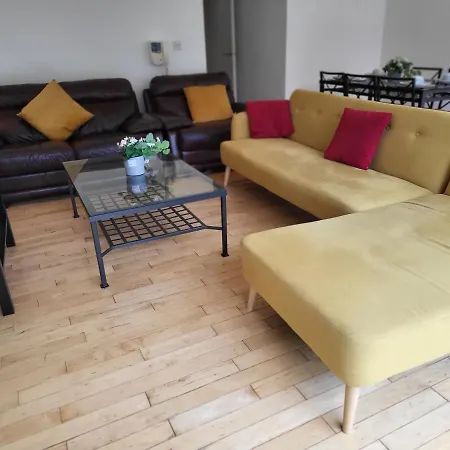 Διαμέρισμα Luxury 2 Bed On River, Wifi, Parking, Garden