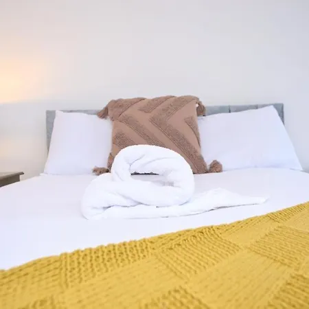 Heights Apartment *