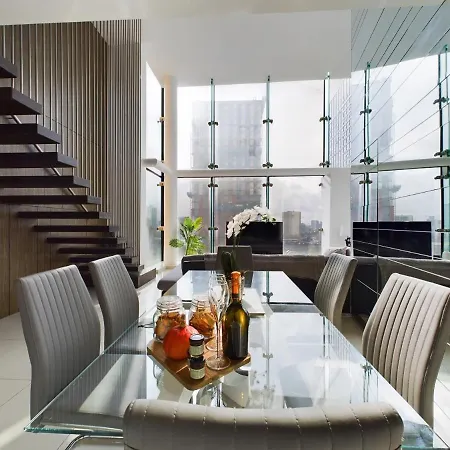 Skyline 3br Duplex - Pool, Gym & Parking Appartamento Manchester