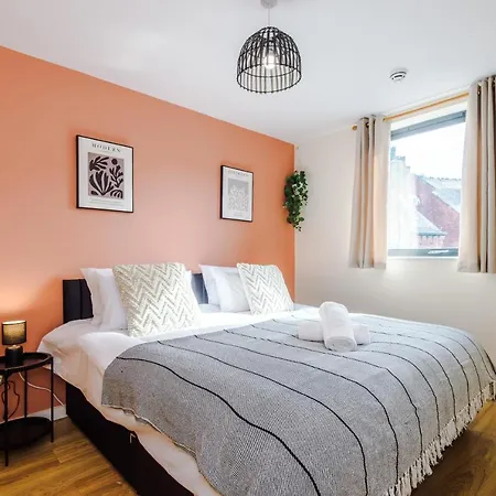 Mcr Near Ao Arena, Parking Available Nearby *
