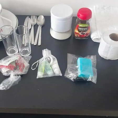 Free Car Park And Walk To Coop, Etihad , Piccadilly,free Snacks No Entry Without Valid Photo Id Proof *