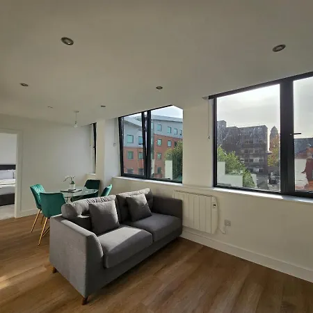 Brand New Trafford * Manchester
