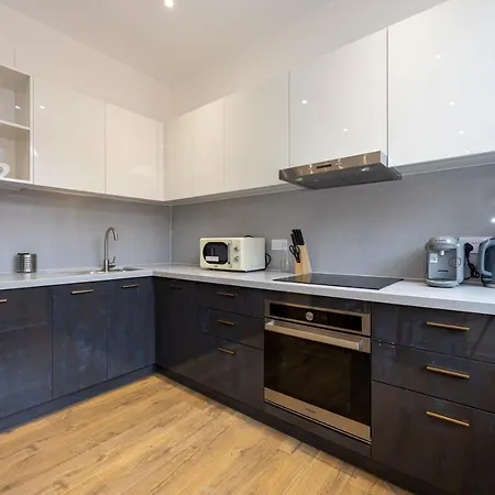 Premium 2-3 Bed Apartments In Chinatown Manchester! דירה מנצ'סטר