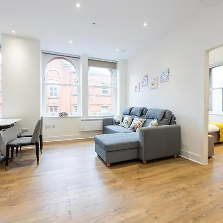 Premium 2-3 Bed Apartments In Chinatown Manchester!
