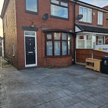 Serene 3br With Free Parking Dom wakacyjny