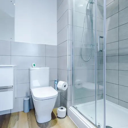 Apartment Stylish Haven: 2-bed Manchester