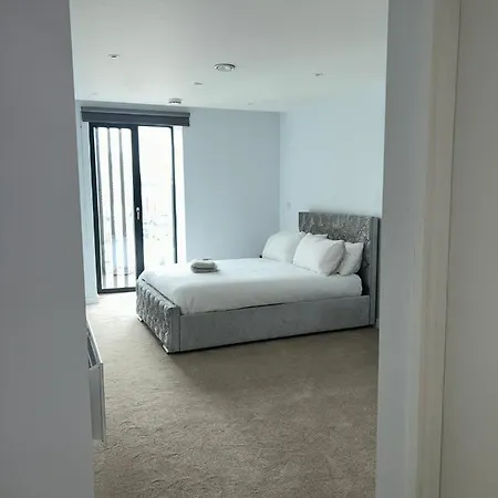 Apartment Luxury City Centre *