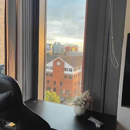 Miloe Homes ~ Old Trafford Apartment Manchester