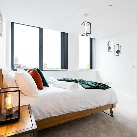 Apartment Chic Luxury Near Old Trafford Stadiums *