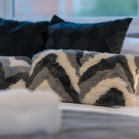 Exquisite 6 Bedroom Luxury Manchester