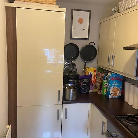 Comfy Double Bedroom In Greater Manchester