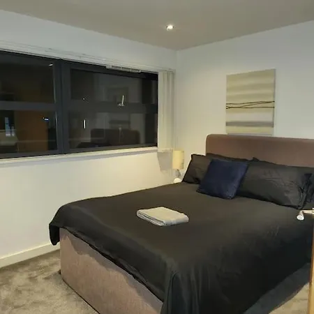 Amazing 1 Bedroom *