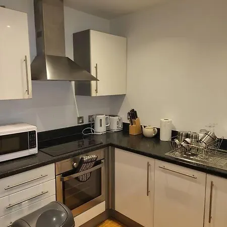 Amazing 1 Bedroom *