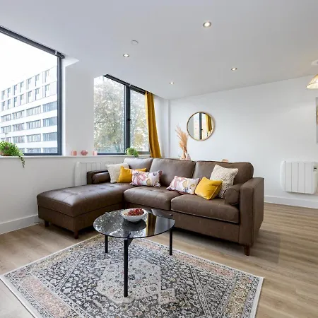 Apartment Pass The Keys Modern Luxury 1 Bed Free Parking