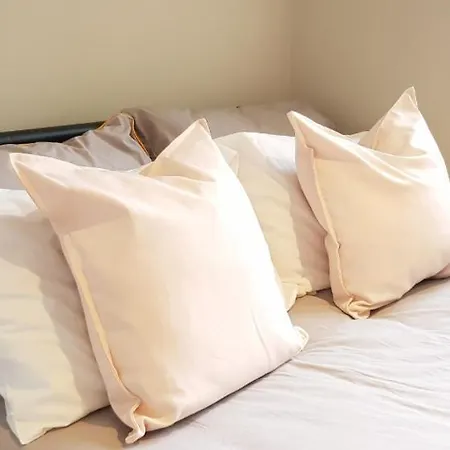 Feriehus Contractor Sleeps 6 - 11 - Airport