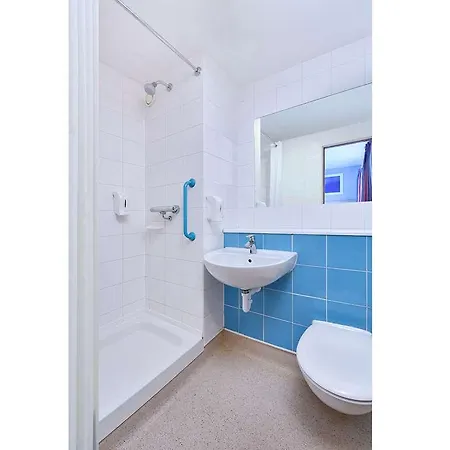 Travelodge Trafford Park 호텔 3*