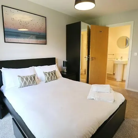 Luxurious Townhouse In *