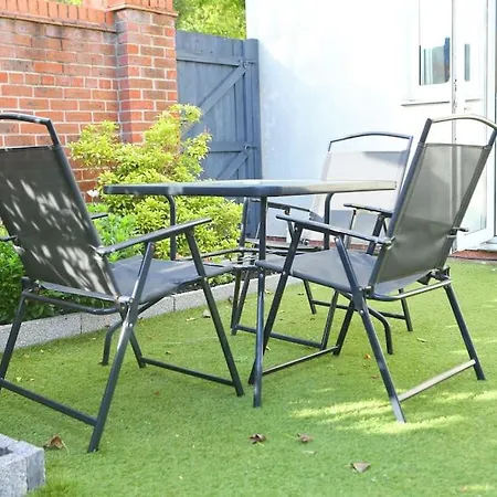 Luxurious Townhouse In Vakantiehuis *