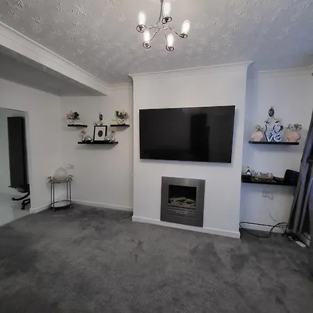 Vakantiehuis Serene 3br With Free Parking *