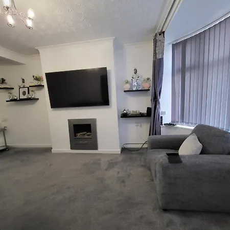 Serene 3br With Free Parking Vakantiehuis Manchester