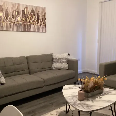 Luxury One-bedroom Spacious Centre Апартаменты Манчестер