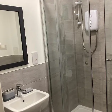 Luxury One-bedroom Spacious Centre Apartament *