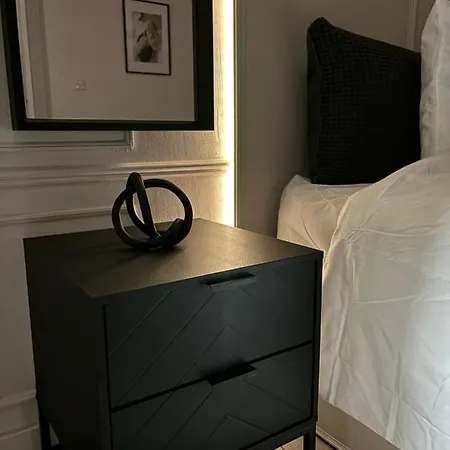 Riverside Wharf - Free Parking, Business, Couples & Families Apartment