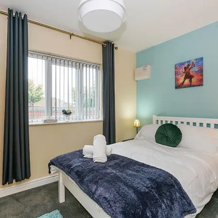 Eccles - 1 Bedroom * Manchester
