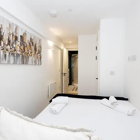 Guestready - Living In Castlefield *