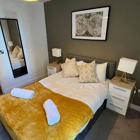 Stunning Centre Apartment! Ideal For Small Groups Manchester