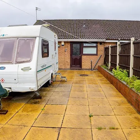 Charming 2-bedroom In Apartment Manchester