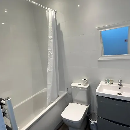 In Style: 1-bed Oasis Apartment *