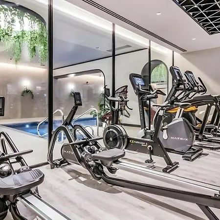 Luxury Spa City Centre Apartment *