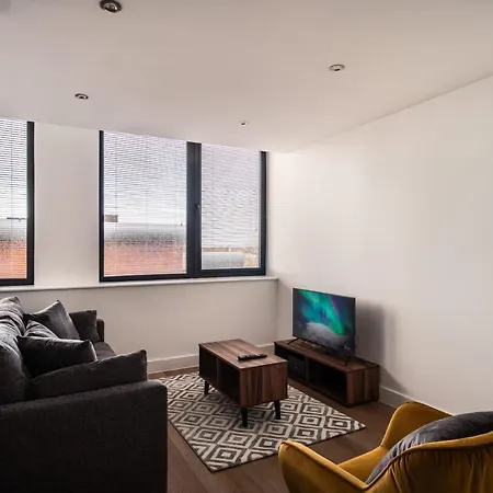 Modern & Bright 2 Bed By Old Trafford 公寓
