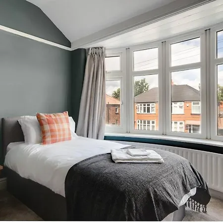 Daire Charming 3bd Didsbury House Manchester
