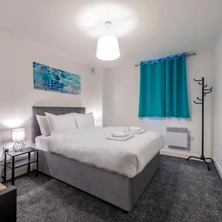 2bed Homely Hideout In City Centre * Manchester
