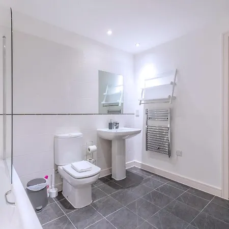 2bed Homely Hideout In City Centre Apartment Manchester